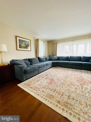 5 WYCKOFFS MILLS APPLEGARTH, Monroe Township, NJ 08831