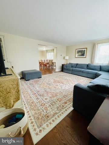 5 WYCKOFFS MILLS APPLEGARTH, Monroe Township, NJ 08831