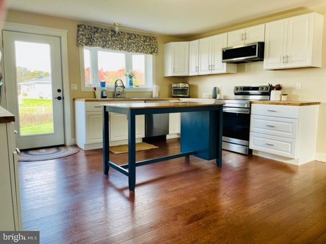 5 WYCKOFFS MILLS APPLEGARTH, Monroe Township, NJ 08831