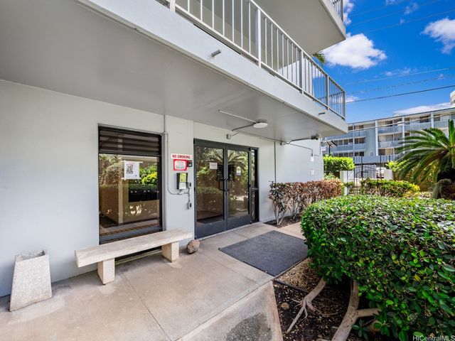 1111 Wilder Avenue 10A, Honolulu, HI 96822