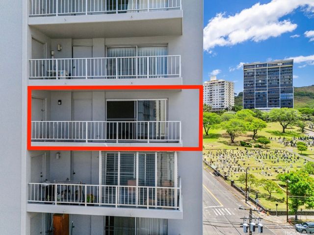 1111 Wilder Avenue 10A, Honolulu, HI 96822