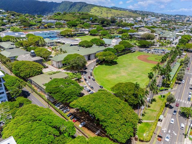 1111 Wilder Avenue 10A, Honolulu, HI 96822