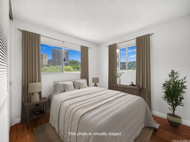1111 Wilder Avenue 10A, Honolulu, HI 96822