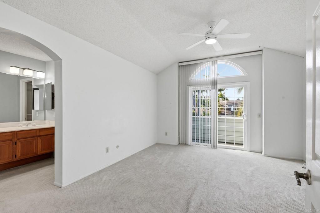 Image 11 of property listing at 1616 Clearwater Place, Encinitas, CA 92024