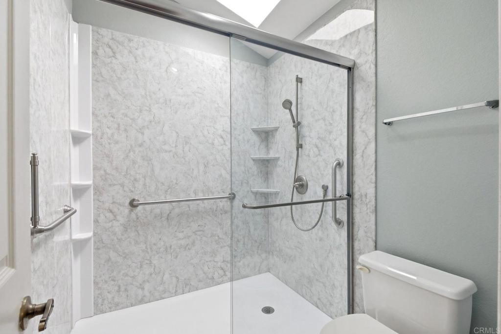 Image 14 of property listing at 1616 Clearwater Place, Encinitas, CA 92024