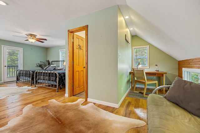 1235 Lakeview Dr, Smithville, TN 37166