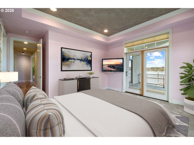 707 N HAYDEN ISLAND Dr 215, Portland, OR 97217