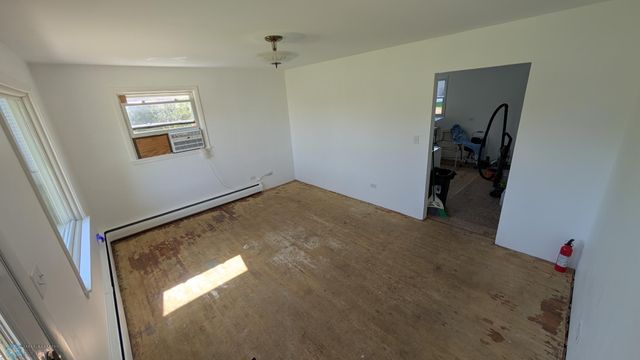 202 N 1st St, Fairmount, ND 58030