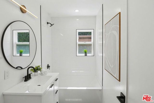 10720 National Place, Los Angeles, CA 90034