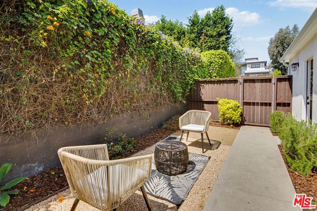 10720 National Place, Los Angeles, CA 90034