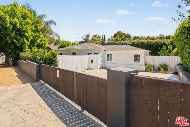 10720 National Place, Los Angeles, CA 90034