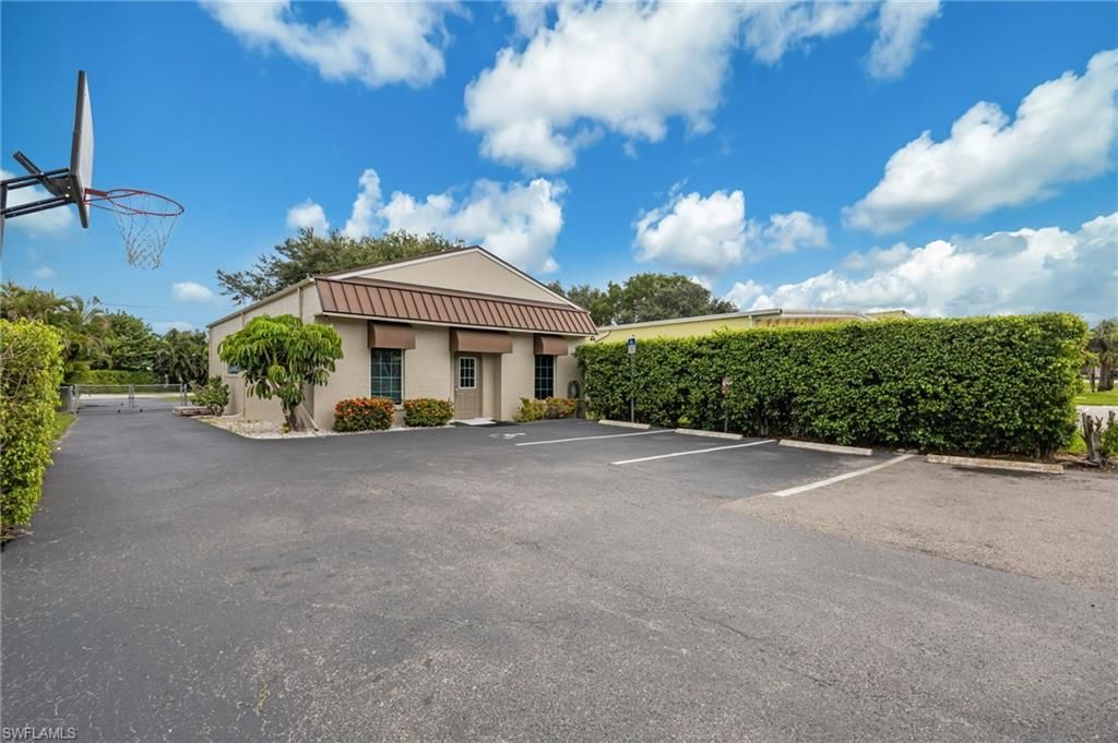 871 106th AVE N, NAPLES, FL 34108 — exterior