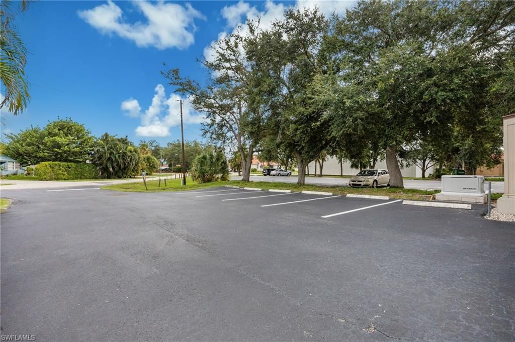 871 106th AVE N, NAPLES, FL 34108 — photo 4