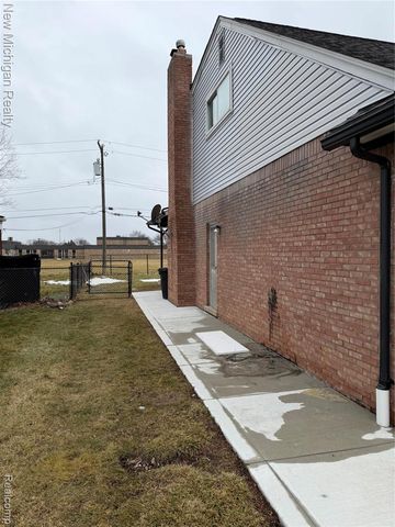 34647 Esper Drive, Sterling Heights, MI 48312