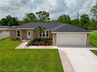 136 Lincoln Road NW, Lake Placid, FL 33852