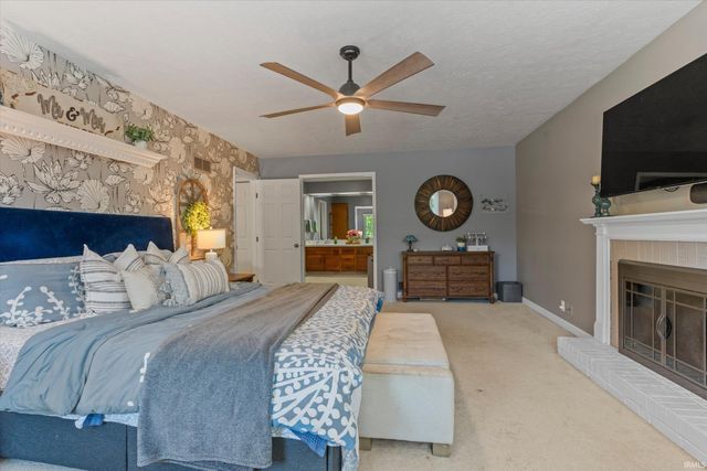 1743 Crabtree Lane, Elkhart, IN 46514