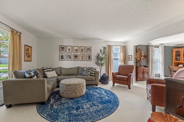1743 Crabtree Lane, Elkhart, IN 46514