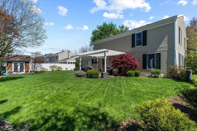 1743 Crabtree Lane, Elkhart, IN 46514