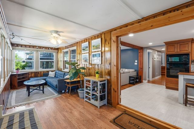 16 Geneva St, Salem, MA 01970