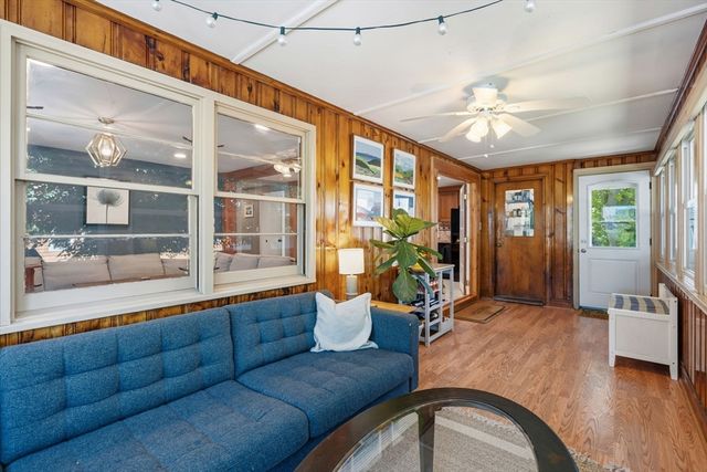 16 Geneva St, Salem, MA 01970