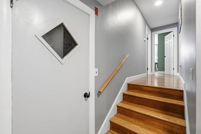 16 Geneva St, Salem, MA 01970