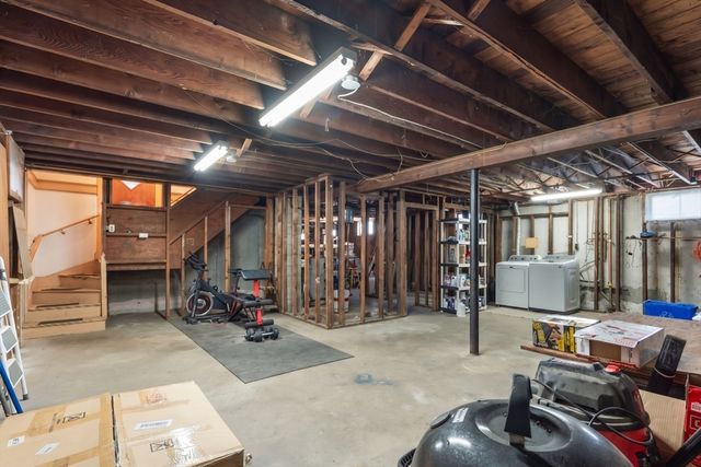16 Geneva St, Salem, MA 01970