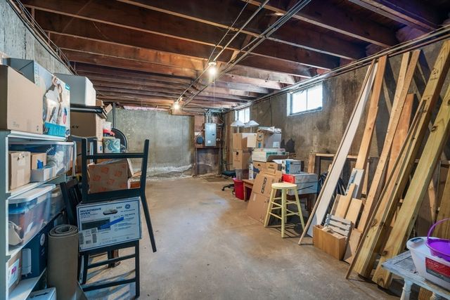 16 Geneva St, Salem, MA 01970