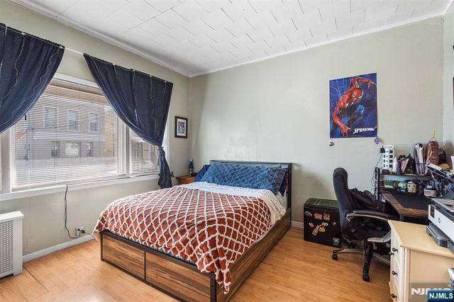 119 W 21st Street, Bayonne, NJ 07002