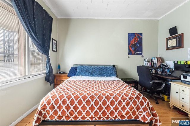 119 W 21st Street, Bayonne, NJ 07002