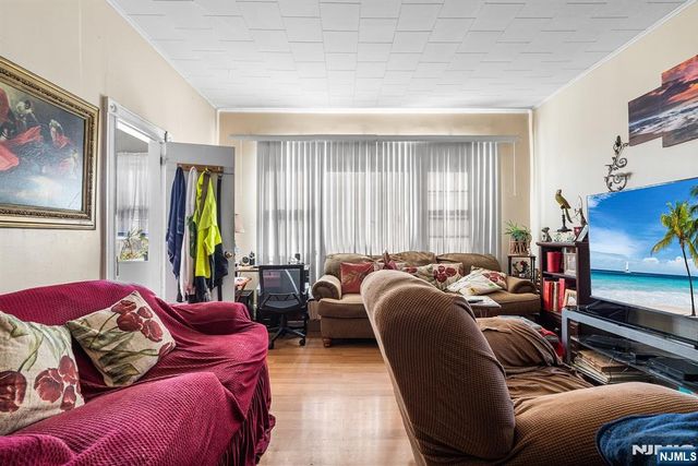 119 W 21st Street, Bayonne, NJ 07002