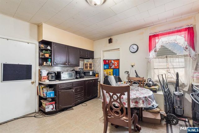 119 W 21st Street, Bayonne, NJ 07002