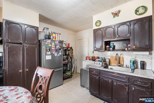 119 W 21st Street, Bayonne, NJ 07002