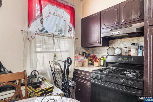119 W 21st Street, Bayonne, NJ 07002