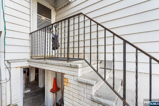 119 W 21st Street, Bayonne, NJ 07002