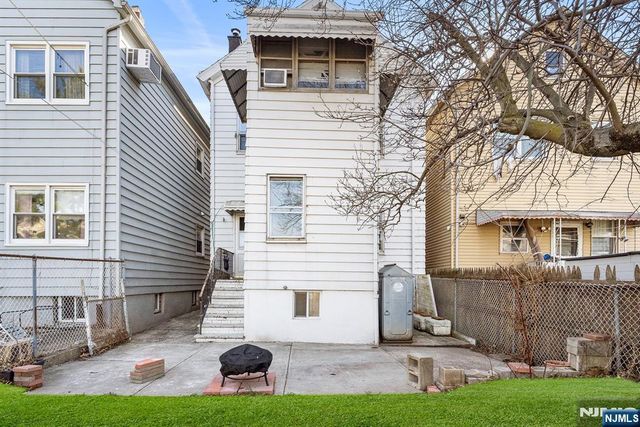 119 W 21st Street, Bayonne, NJ 07002