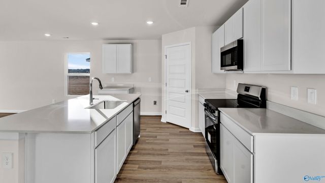 389 Jackson Point Circle A, Huntsville, AL 35811