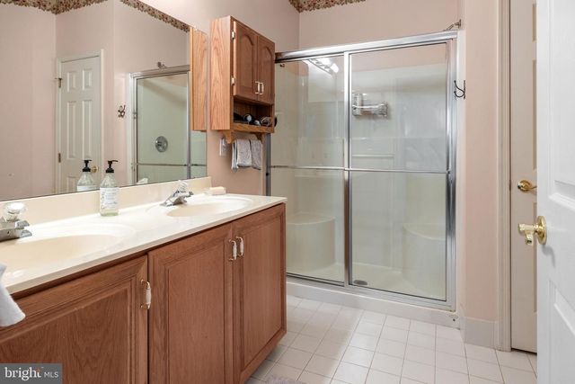 319 STARFLOWER LN, Langhorne, PA 19047
