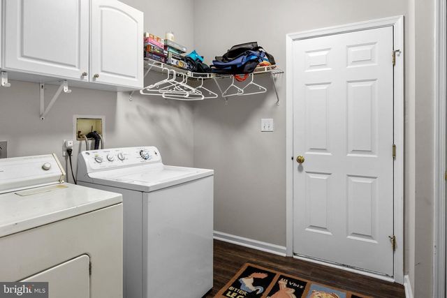 319 STARFLOWER LN, Langhorne, PA 19047