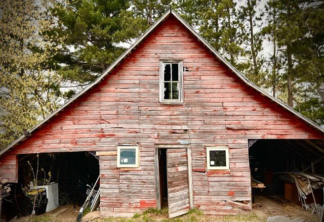 3519 County Road 5 NE, Isanti, MN 55040