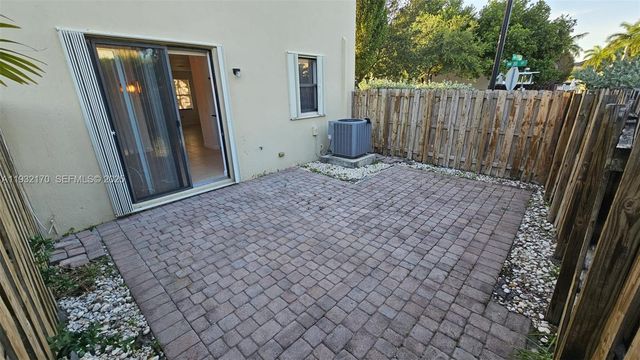 8785 NW 116th Ct 1, Doral, FL 33178