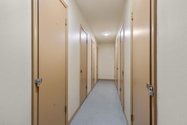 2300 Windsor Mall Court 2E, Park Ridge, IL 60068