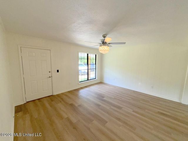 1085 Old Jackson Road, Terry, MS 39170