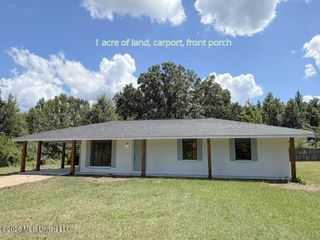 1085 Old Jackson Road, Terry, MS 39170