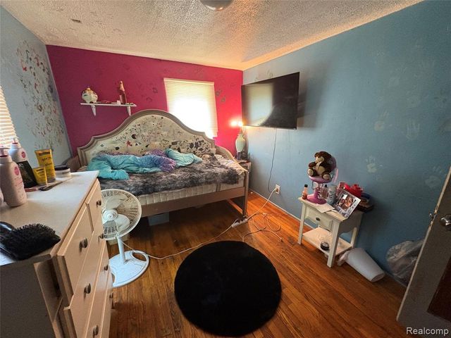 815 Buffalo Street, Lansing, MI 48915