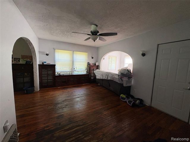 815 Buffalo Street, Lansing, MI 48915