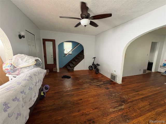 815 Buffalo Street, Lansing, MI 48915