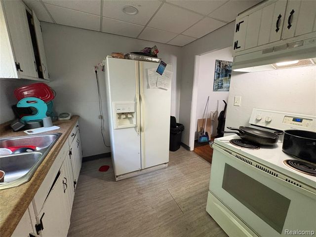 815 Buffalo Street, Lansing, MI 48915