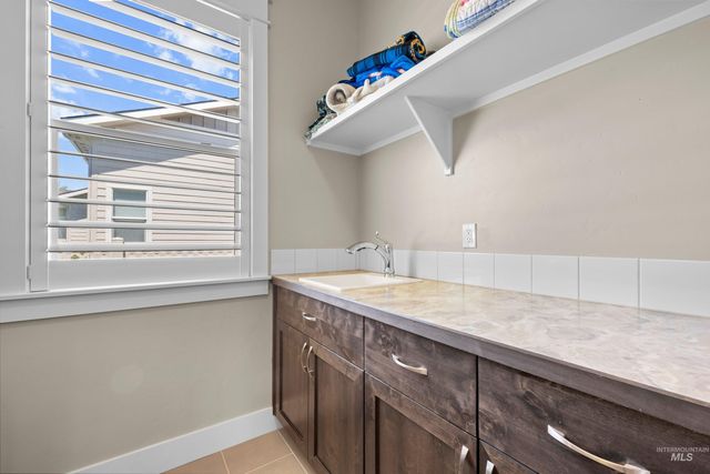 3701 N. Pampas Ave, Meridian, ID 83646