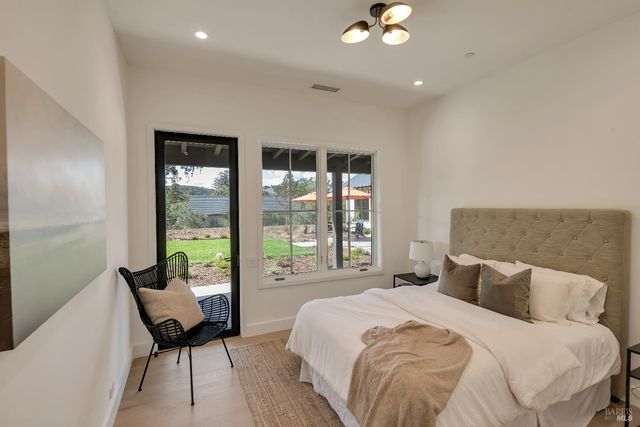 25 Sylvia Dr, Glen Ellen, CA 95442