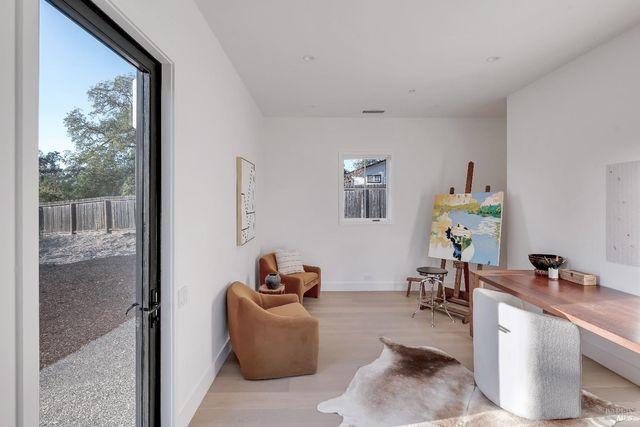 25 Sylvia Dr, Glen Ellen, CA 95442